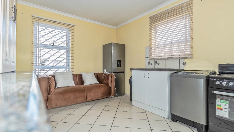 1 Bedroom Property for Sale in Sunset Glen Western Cape